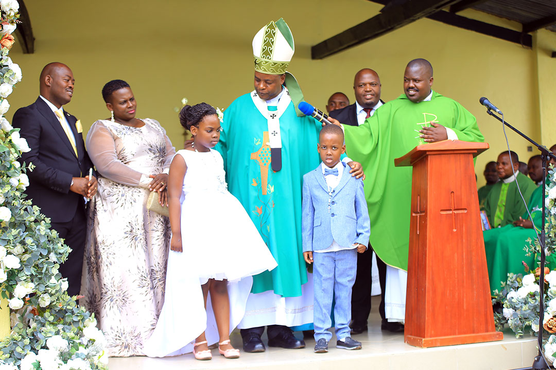 Archbishop of Mbarara the Most Rev. Lambert Bainomugisha Visits AMDA